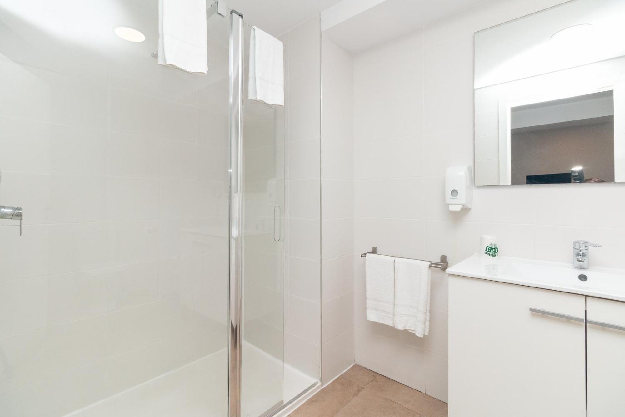 Bet Apartments - Abastos Валенсія Номер фото